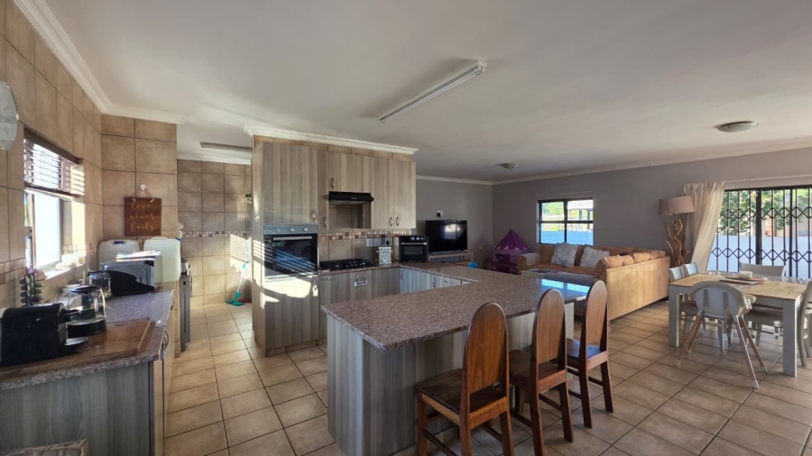 3 Bedroom Property for Sale in Country Club Western Cape